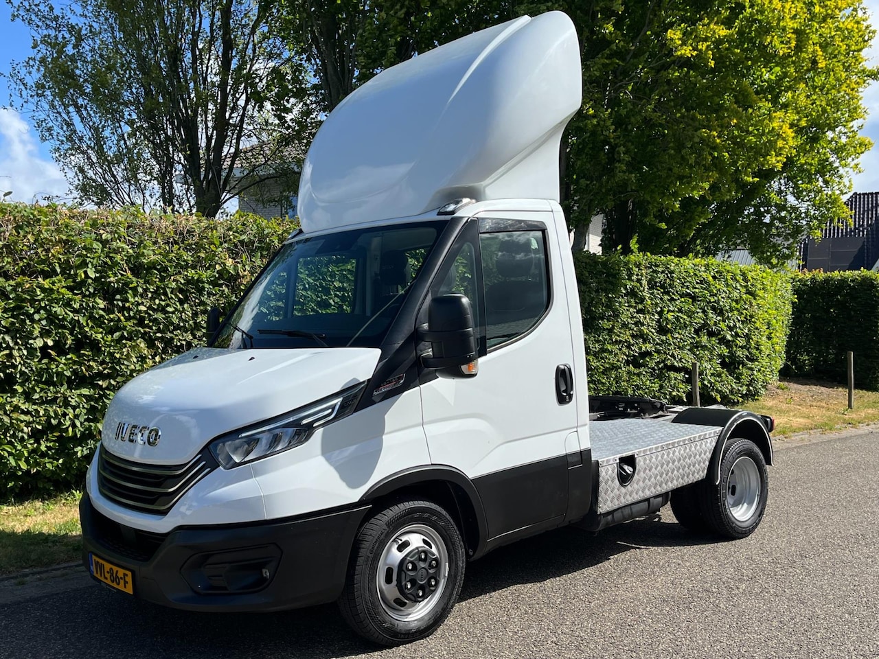 Iveco Daily - 40C18 3.0 Automaat BE Trekker - AutoWereld.nl