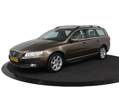 Volvo V70 - T4 Nordic+ | Stoelverwarming | Lederen interieur | Afneembare trekhaak | Climate Control |