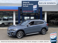 BMW X1 - sDrive20i Business Edition Plus / Automaat / NL-Auto / Dealer-Onderhouden / Vol-Leder / St