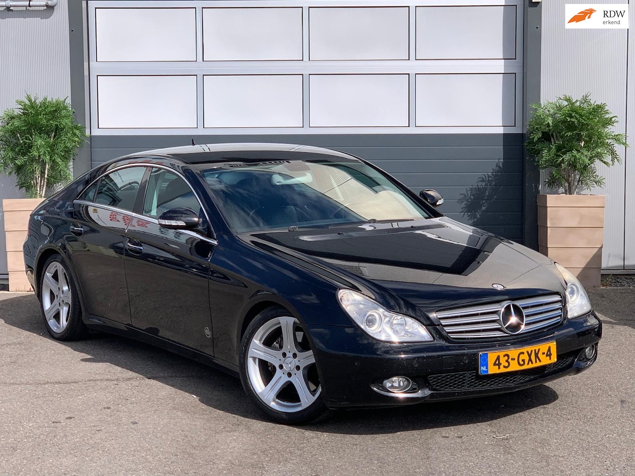 Mercedes-Benz CLS-klasse - 350 CGI Prestige | LEER | BTW | NAP | YOUNGTIMER | NAVI | AIRCO | INRUIL MOGELIJK | - AutoWereld.nl