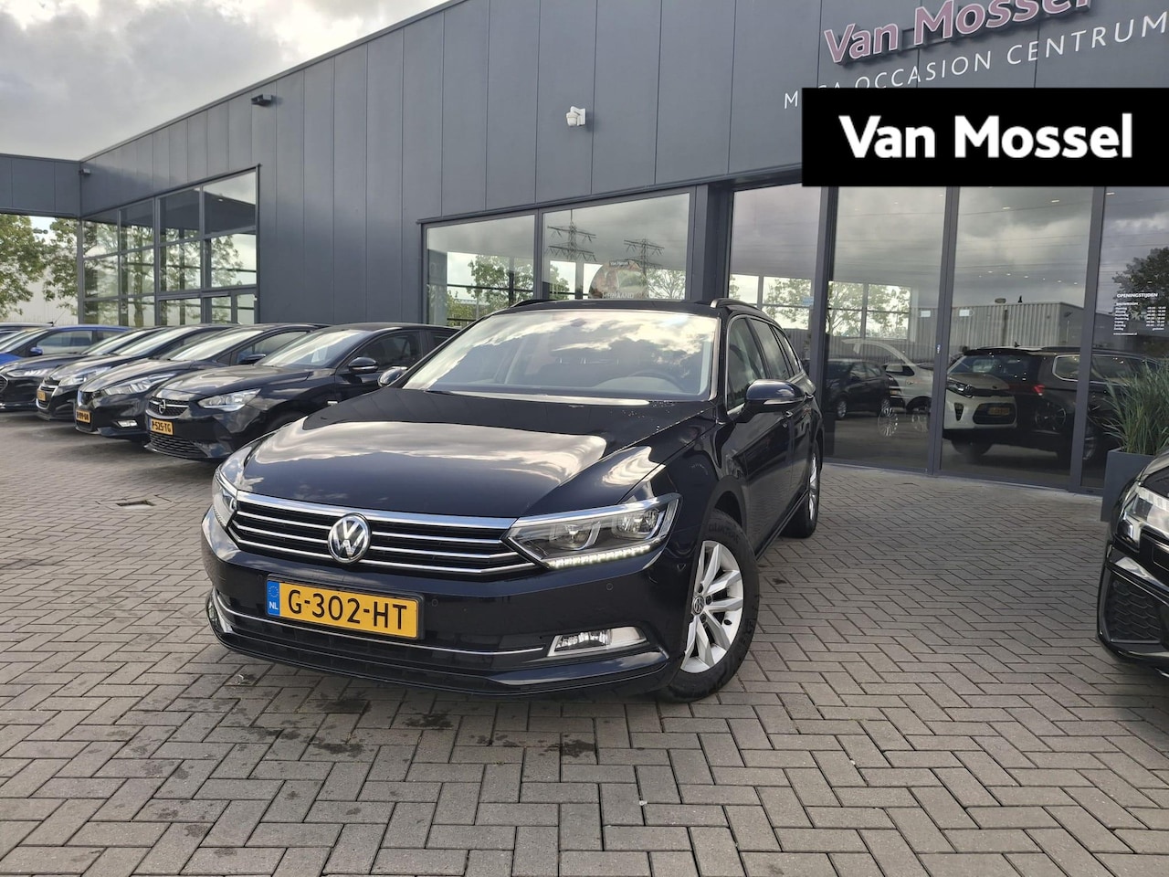 Volkswagen Passat Variant - 1.5 TSI Comfortline AUTOMAAT | NAVIGATIE | CLIMATE CONTROL | CRUISE CONTROL - AutoWereld.nl