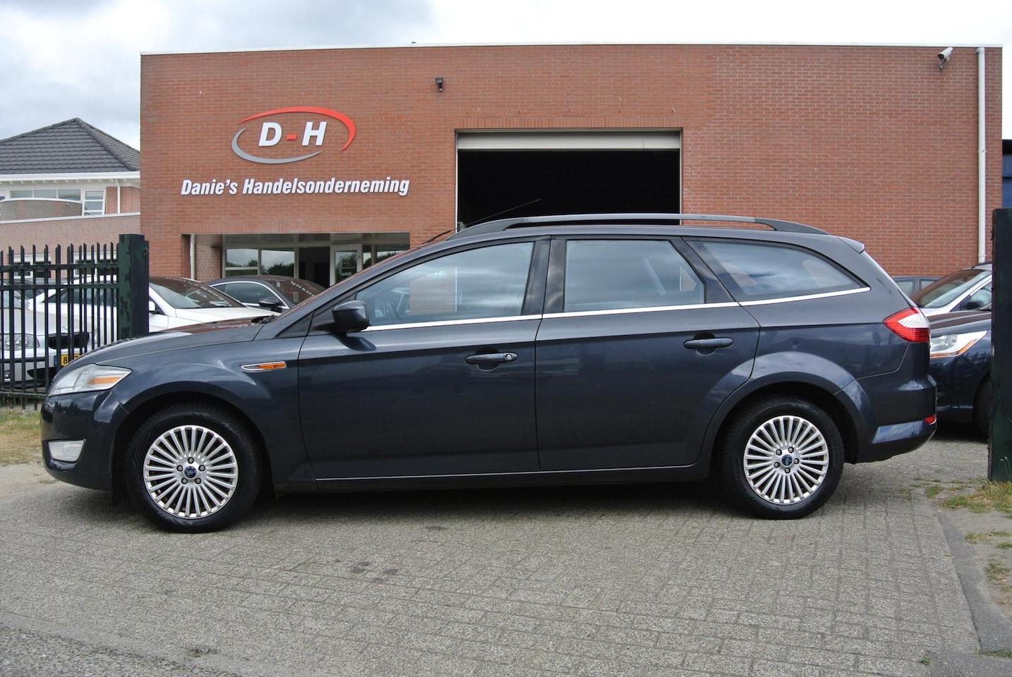 Ford Mondeo Wagon - 2.0-16V Limited airco inruil mogelijk nap - AutoWereld.nl