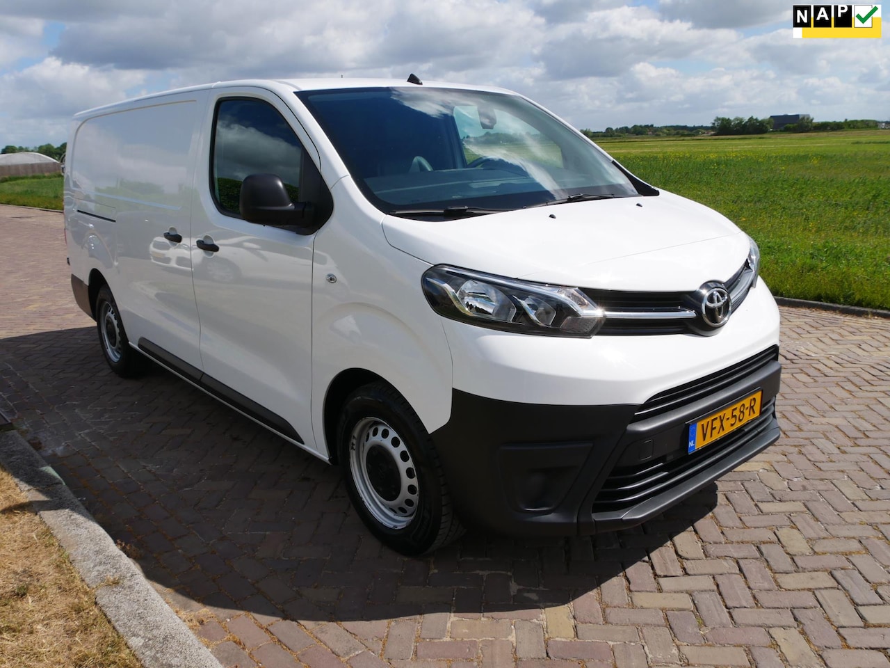 Toyota ProAce Worker - 2.0 D-4D 90kW Cool Comfort Long AC 3 SEATS ** 10999 EX BTW ** - AutoWereld.nl