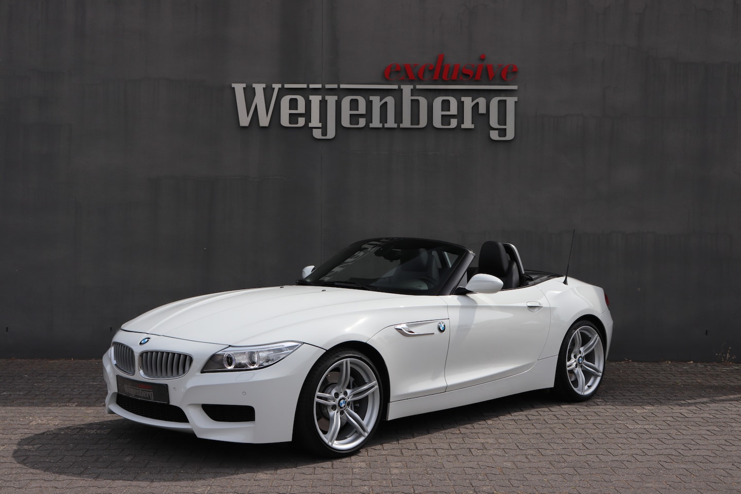 BMW Z4 Roadster - sDrive35i M-sport 19" Navi PDC - AutoWereld.nl