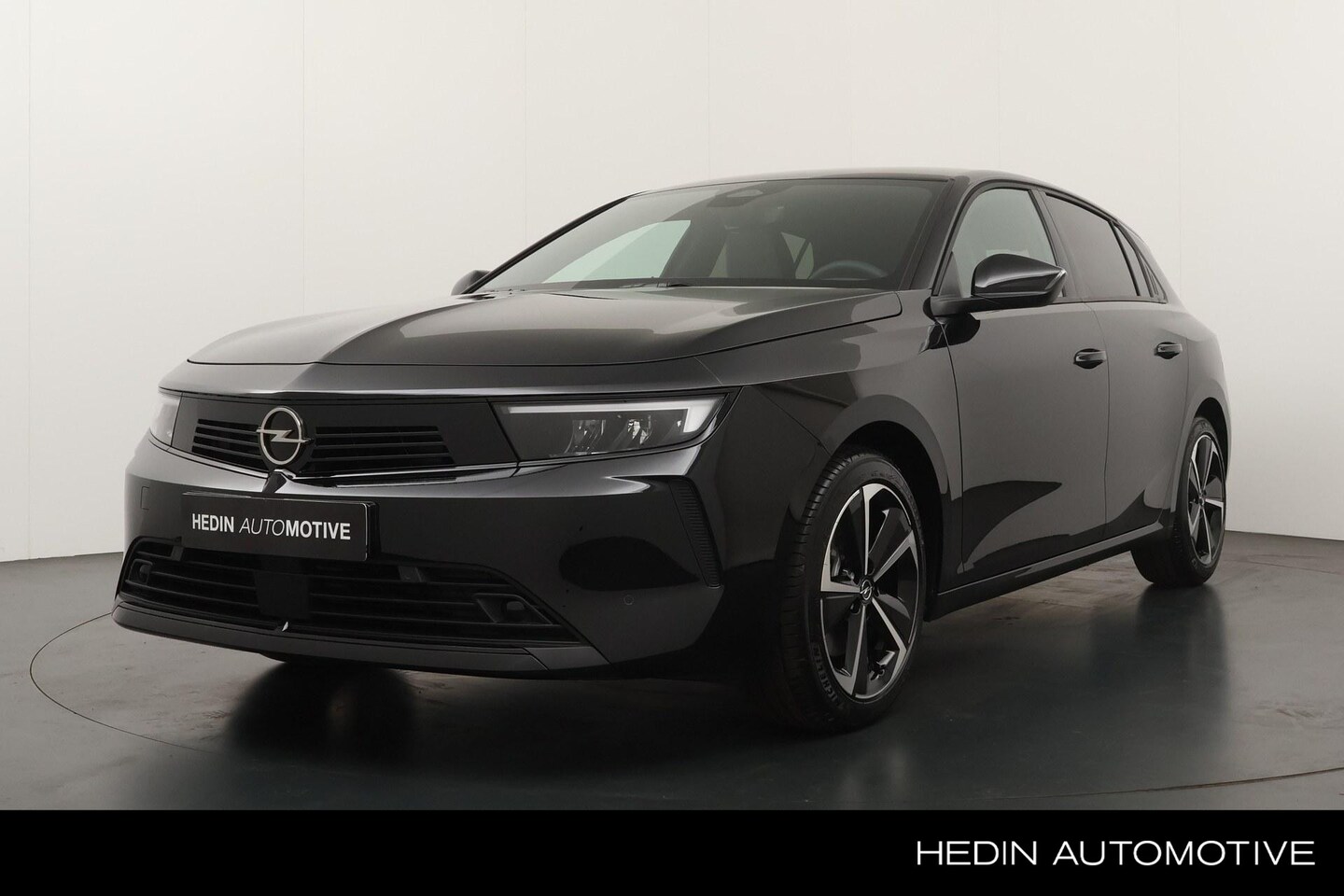 Opel Astra - 1.2 Turbo 145pk Hybrid Business Edition | Navigatie | Adaptive Cruise Control | AGR stoele - AutoWereld.nl