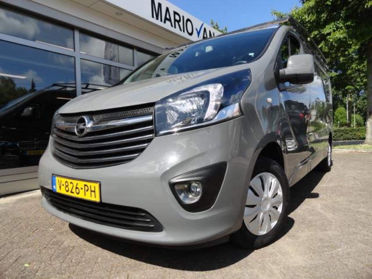 Opel Vivaro - 1.6 CDTI L2H1 Sport EcoFlex 1.6 CDTI L2H1 Sport EcoFlex - AutoWereld.nl