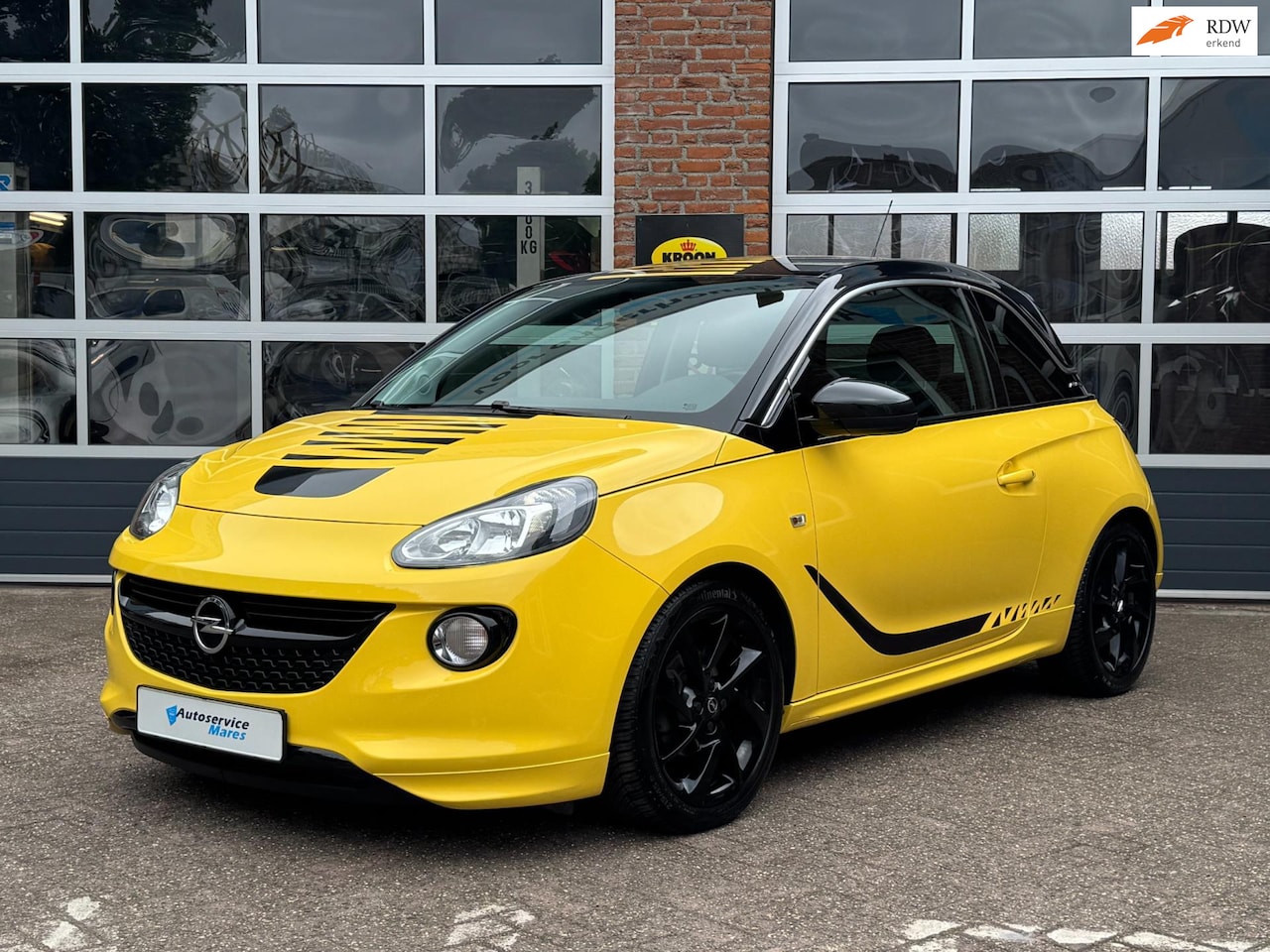 Opel ADAM - 1.4 Slam 1.4 Slam, cruise, airc/ecc, sterrenhemel, stoel/stuurverw. PDC, 17"all season - AutoWereld.nl