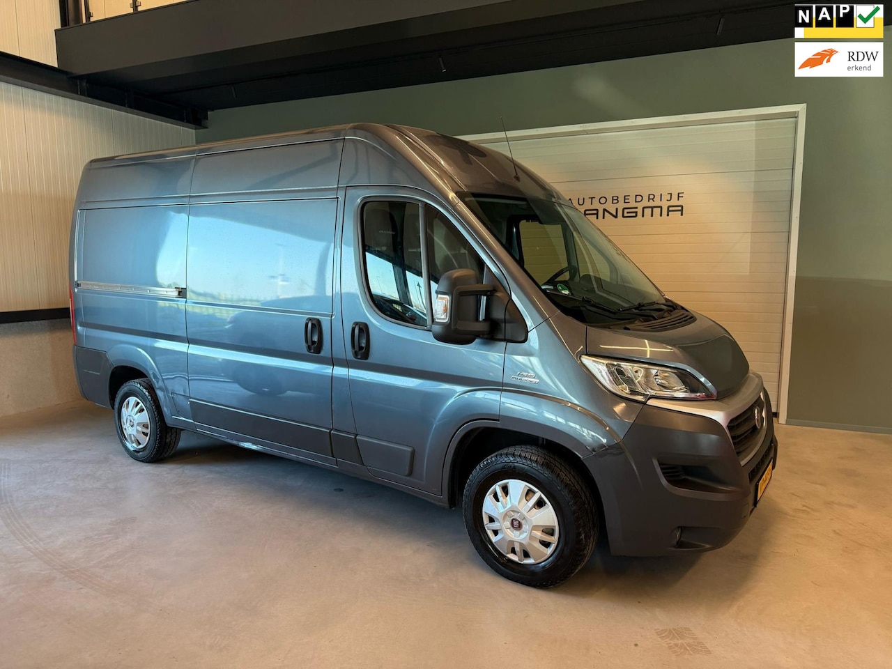 Fiat Ducato - 35 2.3 MultiJet L2H2 AUTOMAAT/CLIMA AIRCO/CRUISE CONTROL/NAVIGATIE/BLUETOOTH/SCHUIFDEUR/BT - AutoWereld.nl