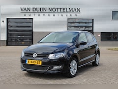 Volkswagen Polo - 1.2-12V Life / Stoelverwarming / Clima / PDC / 15" LMV