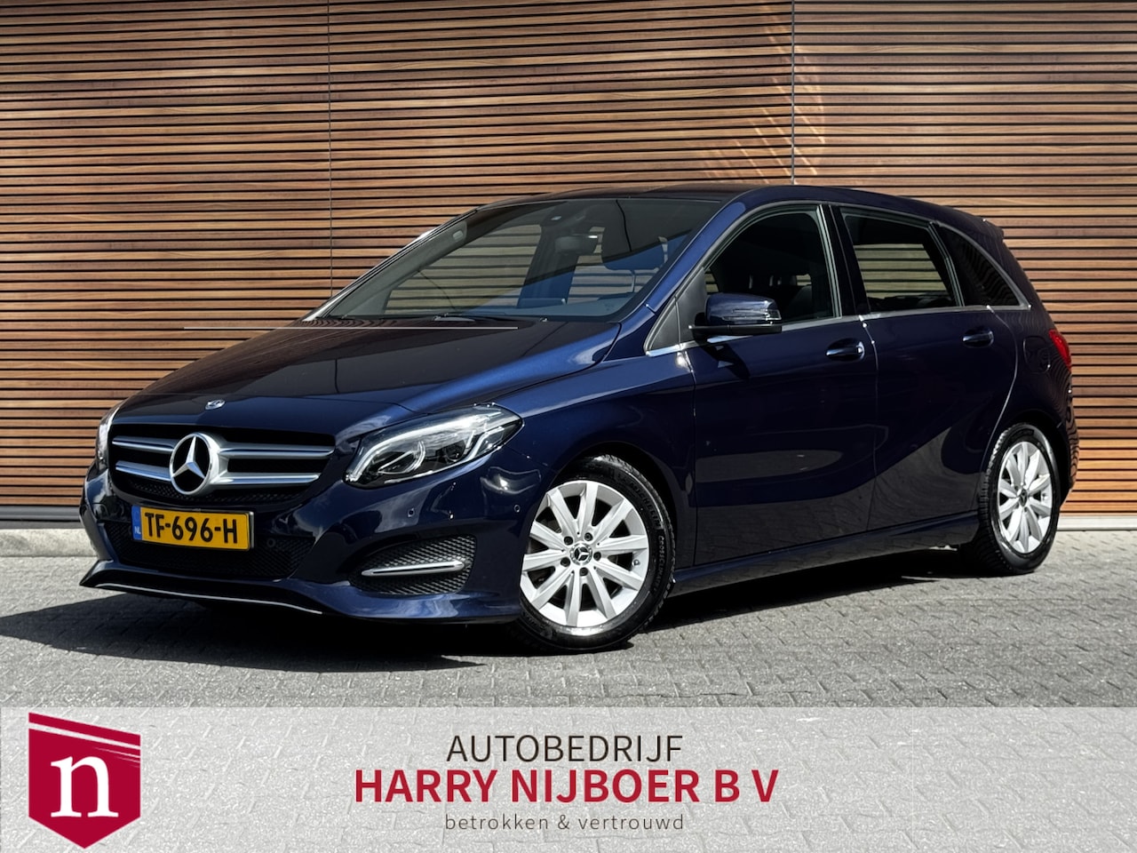 Mercedes-Benz B-klasse - 180 Business Solution Trekhaak / Navigatie / Camera - AutoWereld.nl