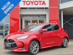 Toyota Yaris - 1.5 Hybrid 130 Executive NIEUW DIRECT LEVERBAAR DODEHOEKDETECTIE 17' LM-VELGEN PARK-SENSOR