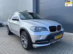 BMW X5 - XDrive 4.8i HIGH EXE AUT NAVI PANO LEDER