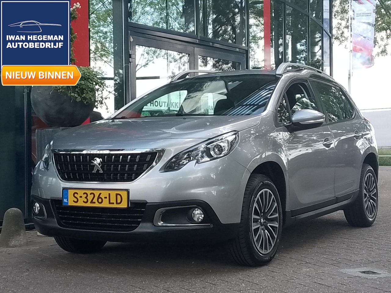 Peugeot 2008 - 1.2 PureTech Active | Navi via Apple Carplay | Climate Control | Electr. ramen | Centr. ve - AutoWereld.nl