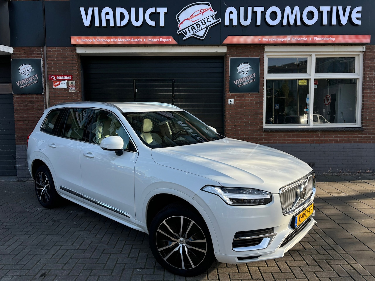 Volvo XC90 - 2.0 T8 Recharge AWD Inscription 7 Per Trekhaak Garantie - AutoWereld.nl