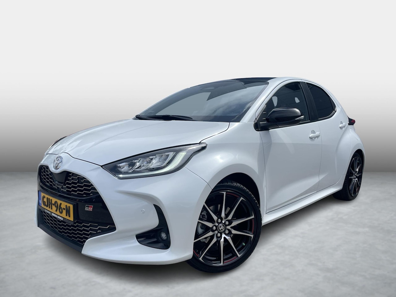 Toyota Yaris - 1.5 Hybrid 130 GR Sport - AutoWereld.nl
