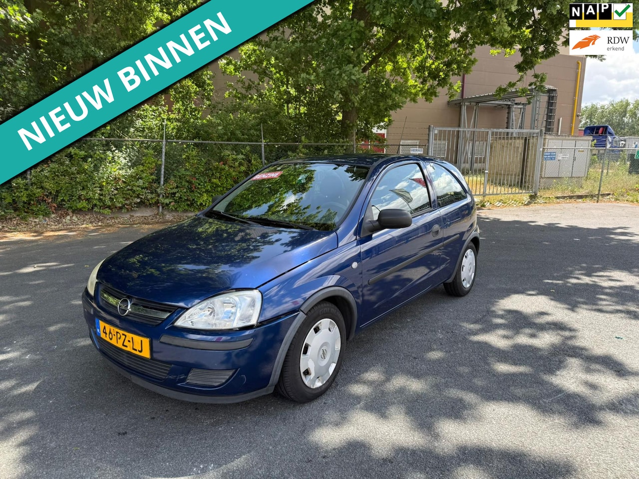 Opel Corsa - 1.2-16V Rhythm LEUKE AUTO ZO INGERUILD DUS ZO WEG PRIJSJE - AutoWereld.nl