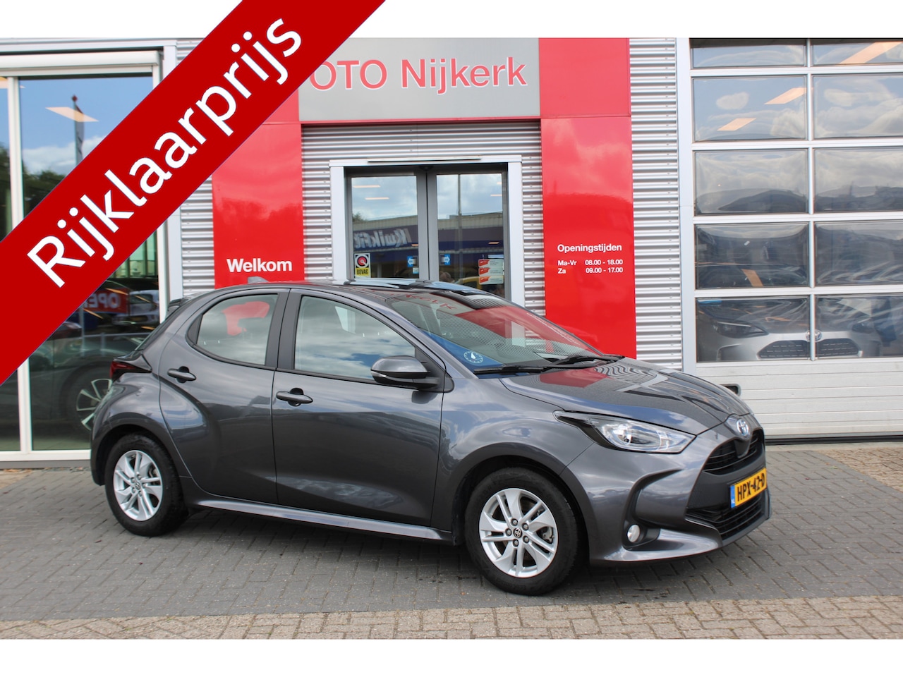 Toyota Yaris - 1.5 Hybrid Active met stoelverwarming - AutoWereld.nl