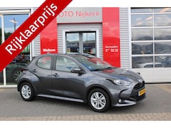 Toyota Yaris - 1.5 Hybrid Active met stoelverwarming