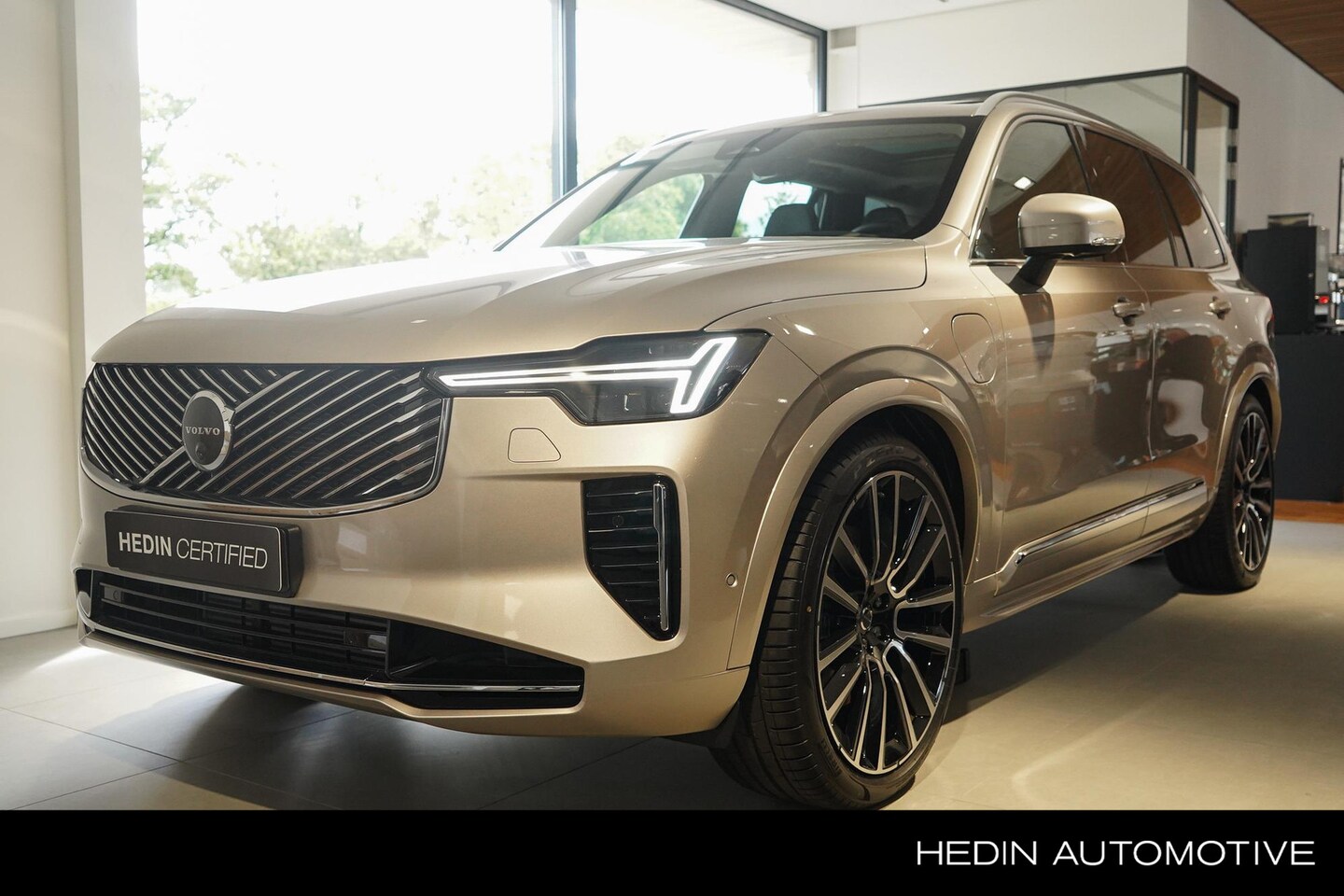 Volvo XC90 - 2.0 T8 Plug-in hybrid AWD Ultra Bright 2.0 T8 Plug-in hybrid AWD Ultra Bright - AutoWereld.nl