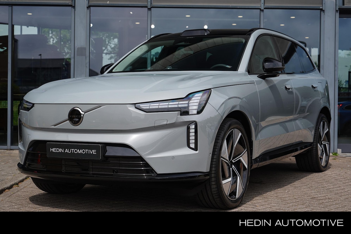 Volvo EX90 - Twin Motor Performance Ultra 7p. 111 kWh | Luchtvering | Bowers & Wilkins | Stoel & Stuurv - AutoWereld.nl