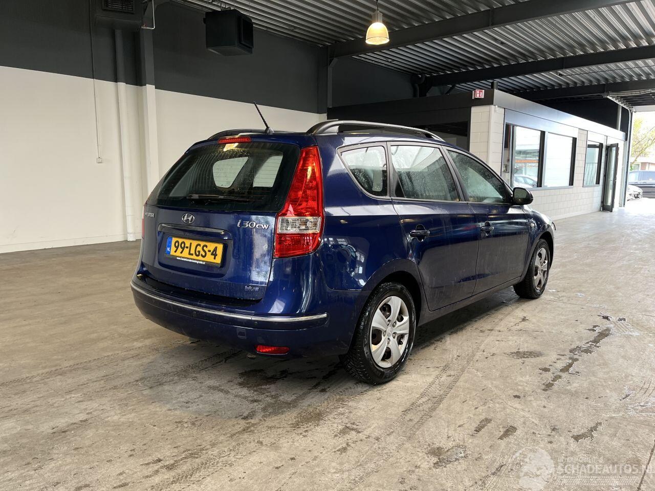 Hyundai i30 CW - I-30 1.4i Blue Dynamic