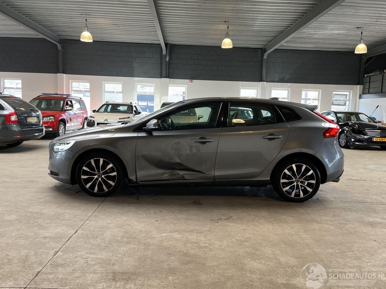 Volvo V40 - V-40 1.5 T3 Dynamic Edition NL NAP