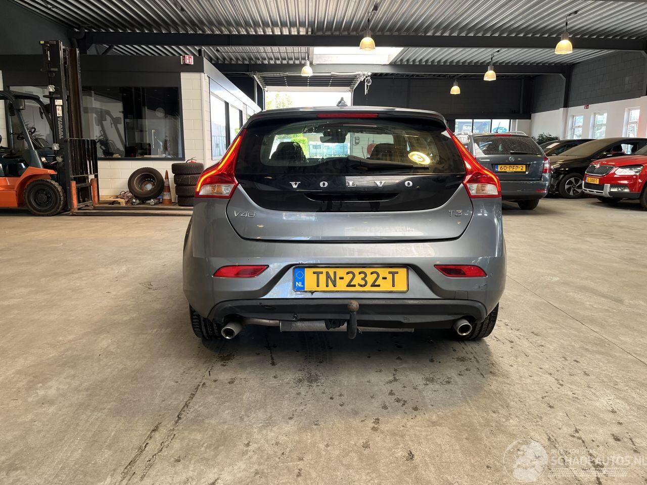 Volvo V40 - V-40 1.5 T3 Dynamic Edition NL NAP!