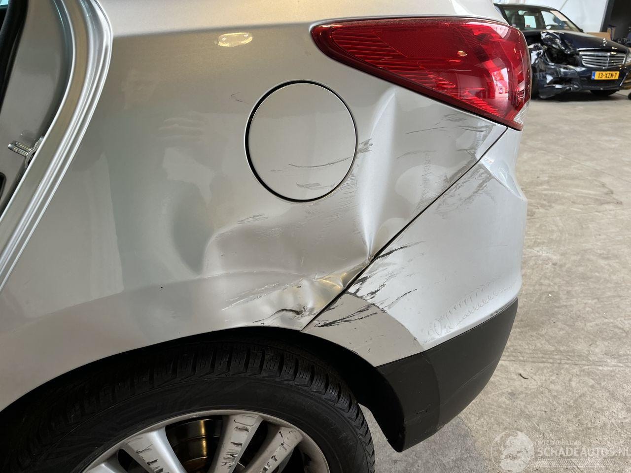 Hyundai ix35 - 2.0i 4WD i-Catcher NAP! Automaat
