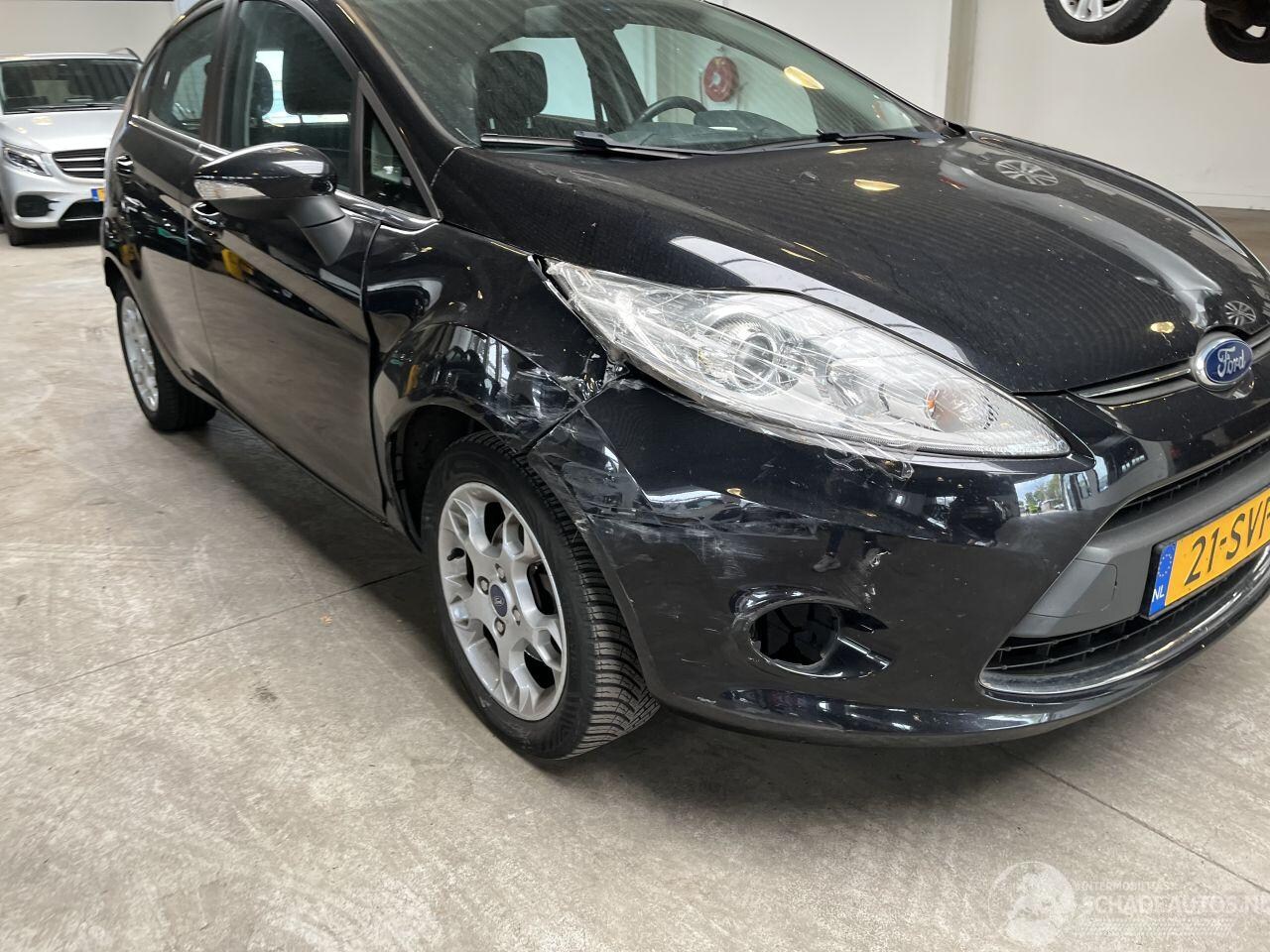 Ford Fiesta - 1.25 Titanium NL NAP!