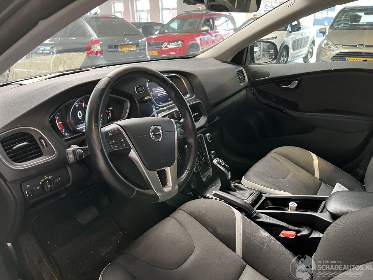 Volvo V40 - V-40 1.5 T3 Dynamic Edition NL NAP!