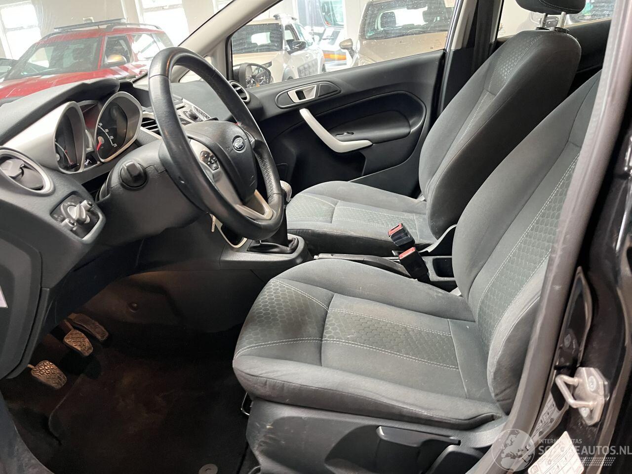 Ford Fiesta - 1.25 Titanium NL NAP!