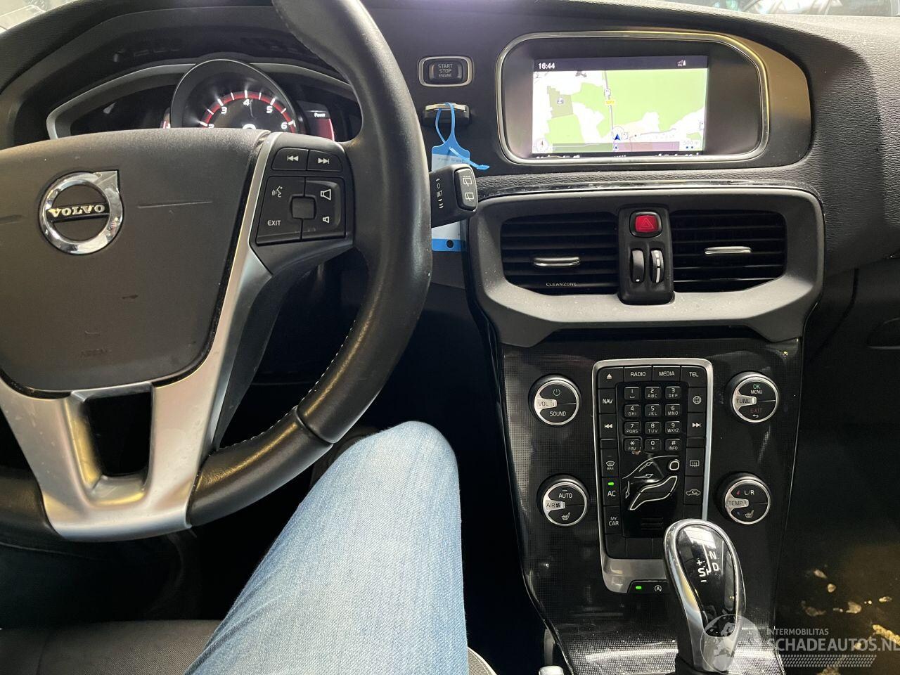 Volvo V40 - V-40 1.5 T3 Dynamic Edition NL NAP!