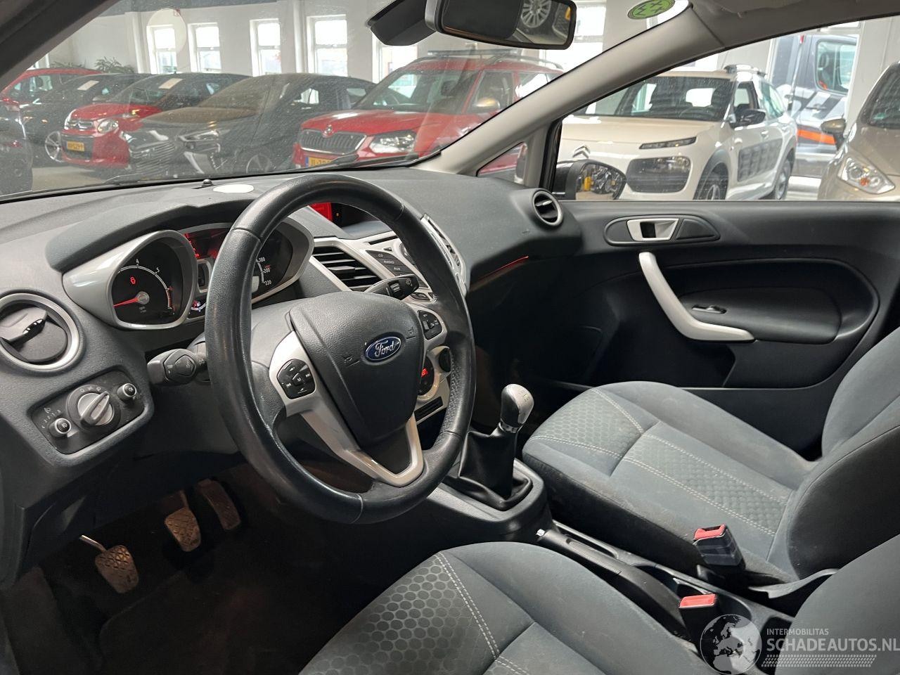 Ford Fiesta - 1.25 Titanium NL NAP!