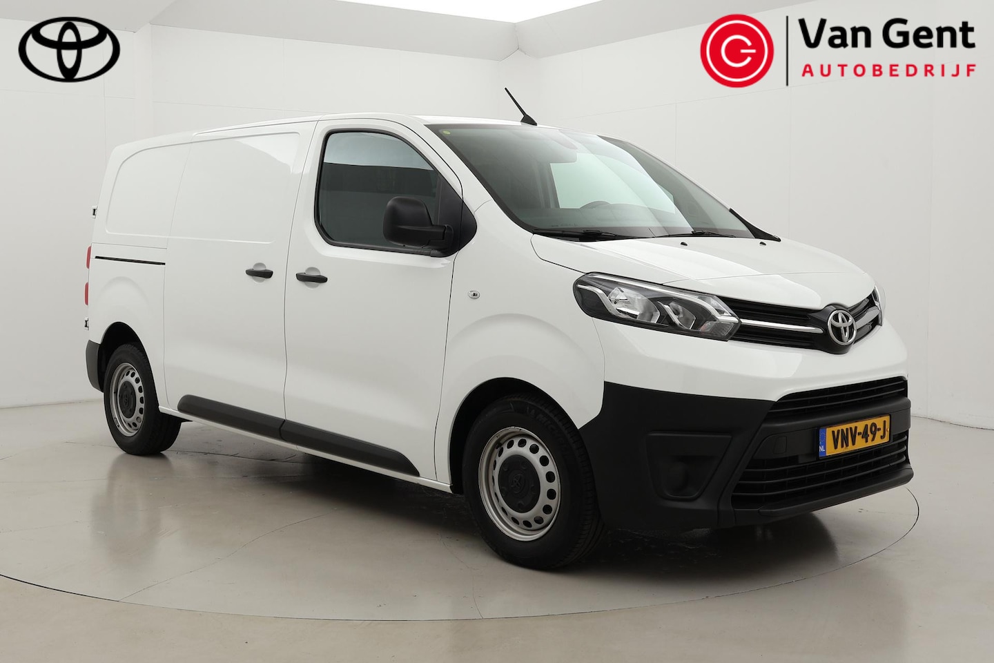 Toyota ProAce Worker - 2.0 D-4D Live | Dubbele schuifdeur | 3-zits | Trekhaak | Lat om lat | Apple Carplay / Andr - AutoWereld.nl
