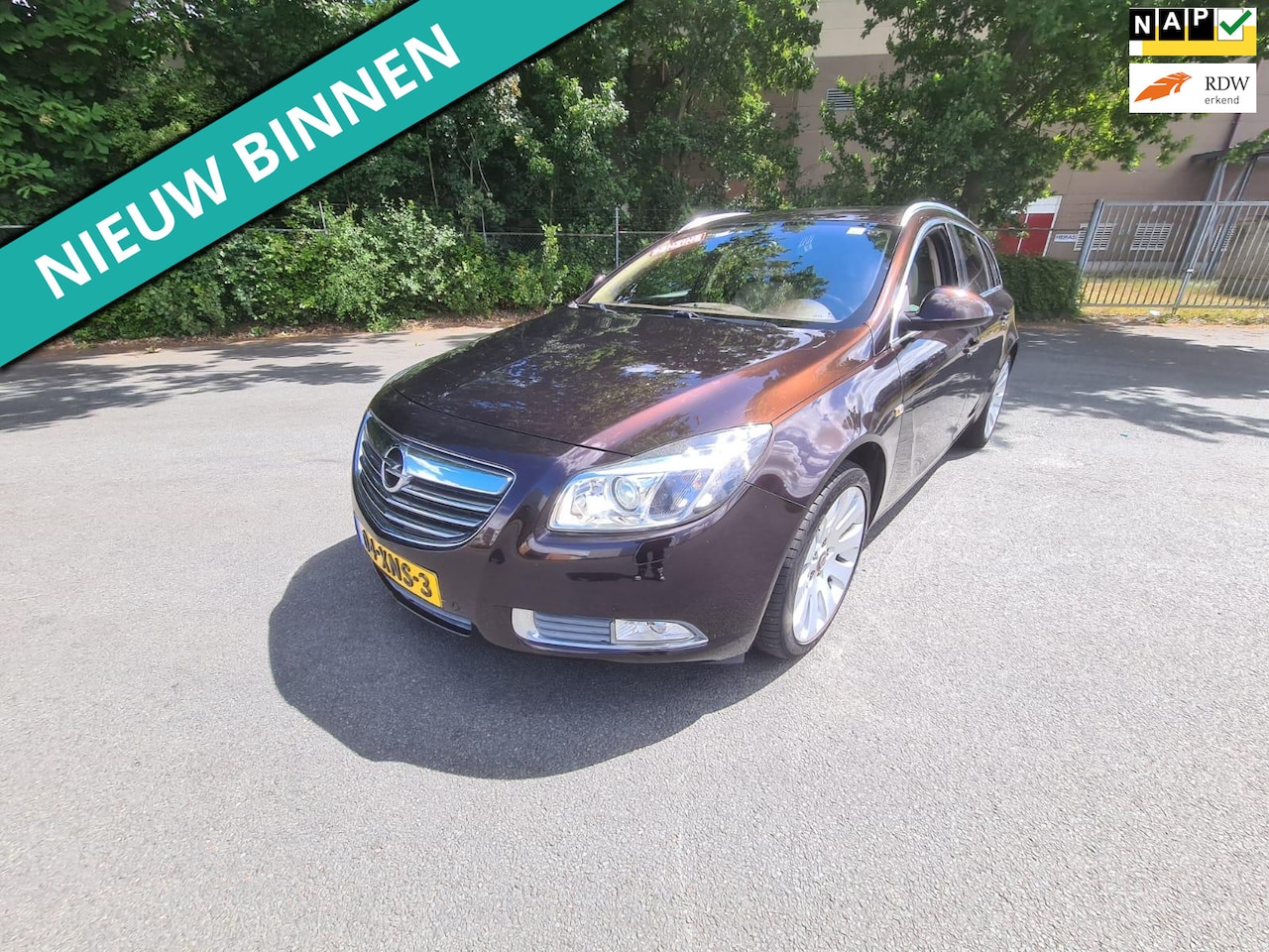 Opel Insignia Sports Tourer - 1.6 T Cosmo LEUKE AUTO RIJDT EN SCHAKELT GOED - AutoWereld.nl