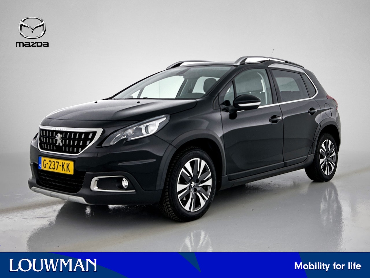 Peugeot 2008 - 1.2 PureTech Allure | Panoramadak | Trekhaak | - AutoWereld.nl