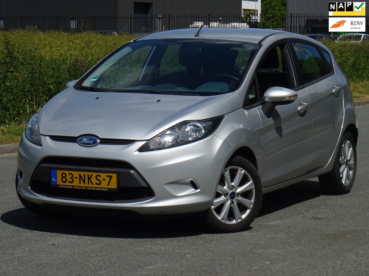 Ford Fiesta - 1.25 Limited BJ2010 5DRS NAP/AIRCO/ELEKRAM/APK - AutoWereld.nl