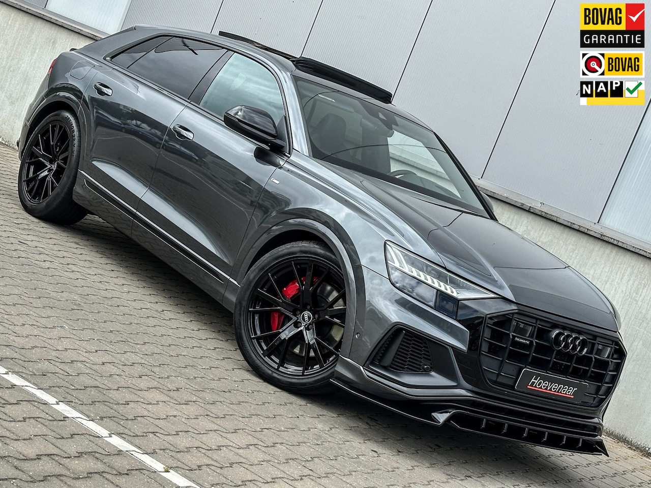 Audi Q8 - 60 TFSI e 462Pk 22inch Competition Sq8 S-line Rs-inter Pano - AutoWereld.nl