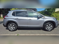 Peugeot 2008 - 1.2 Pure Tech Allure Navigatie* lichtmetaal*ecc*panorama