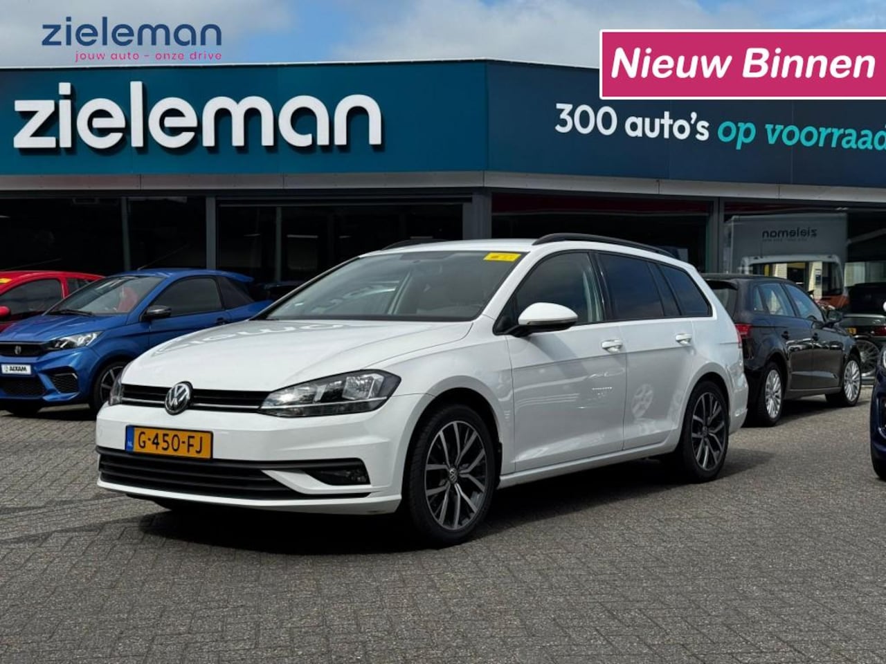 Volkswagen Golf Variant - Variant 1.0 TSI SportLine- Navi, Carplay - AutoWereld.nl