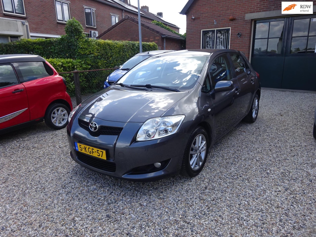 Toyota Auris - 1.3 Aspiration Climate controle, Lichtmetalen velgen, Centrale deurvergrendeling, Elektris - AutoWereld.nl