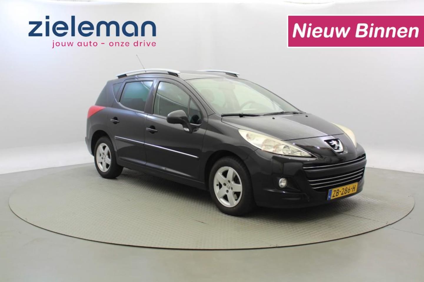 Peugeot 207 - SW 1.4 VTi X-Line - Panorama, Leer, JBL, Stoelverw. - AutoWereld.nl