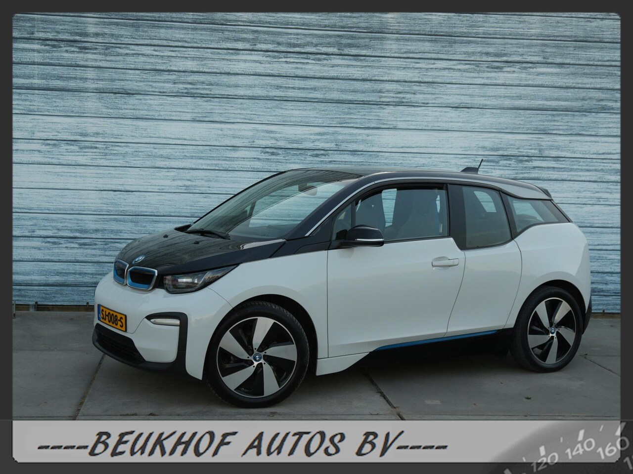 BMW i3 - Basis iPerformance 94Ah Navi Camera 360 Soh 100% !! - AutoWereld.nl