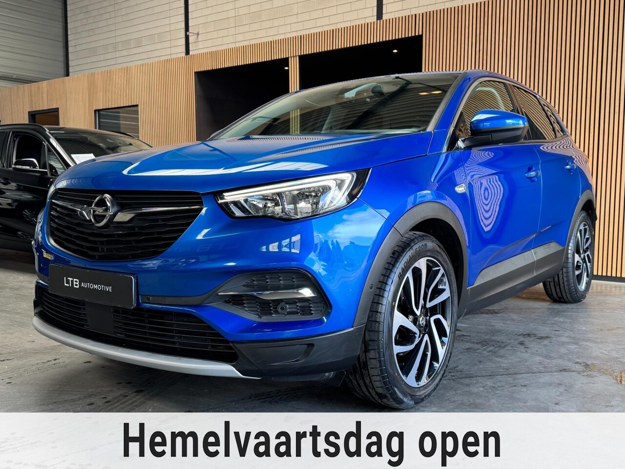 Opel Grandland X - 1.2 Turbo Automaat Dashcam|Carplay|Keyless|Trekhaak|APK - AutoWereld.nl