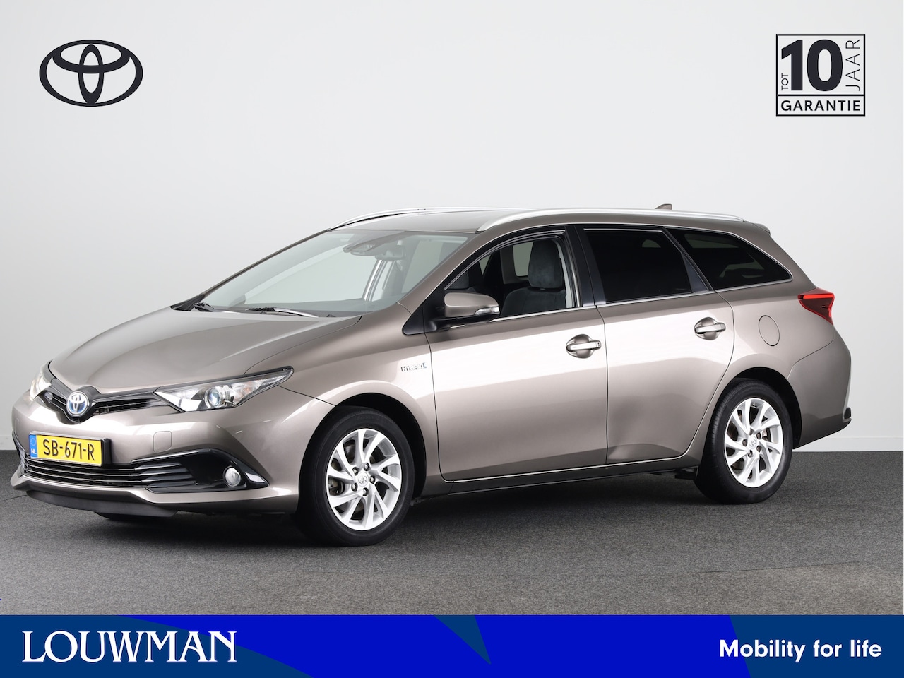 Toyota Auris Touring Sports - 1.8 Hybrid Dynamic Go | Navigatie | Parkeercamera | - AutoWereld.nl