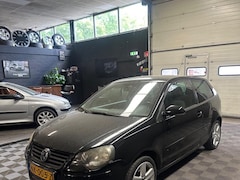 Volkswagen Polo - 1.2 Trendline LOOPT ONREGELMATIG