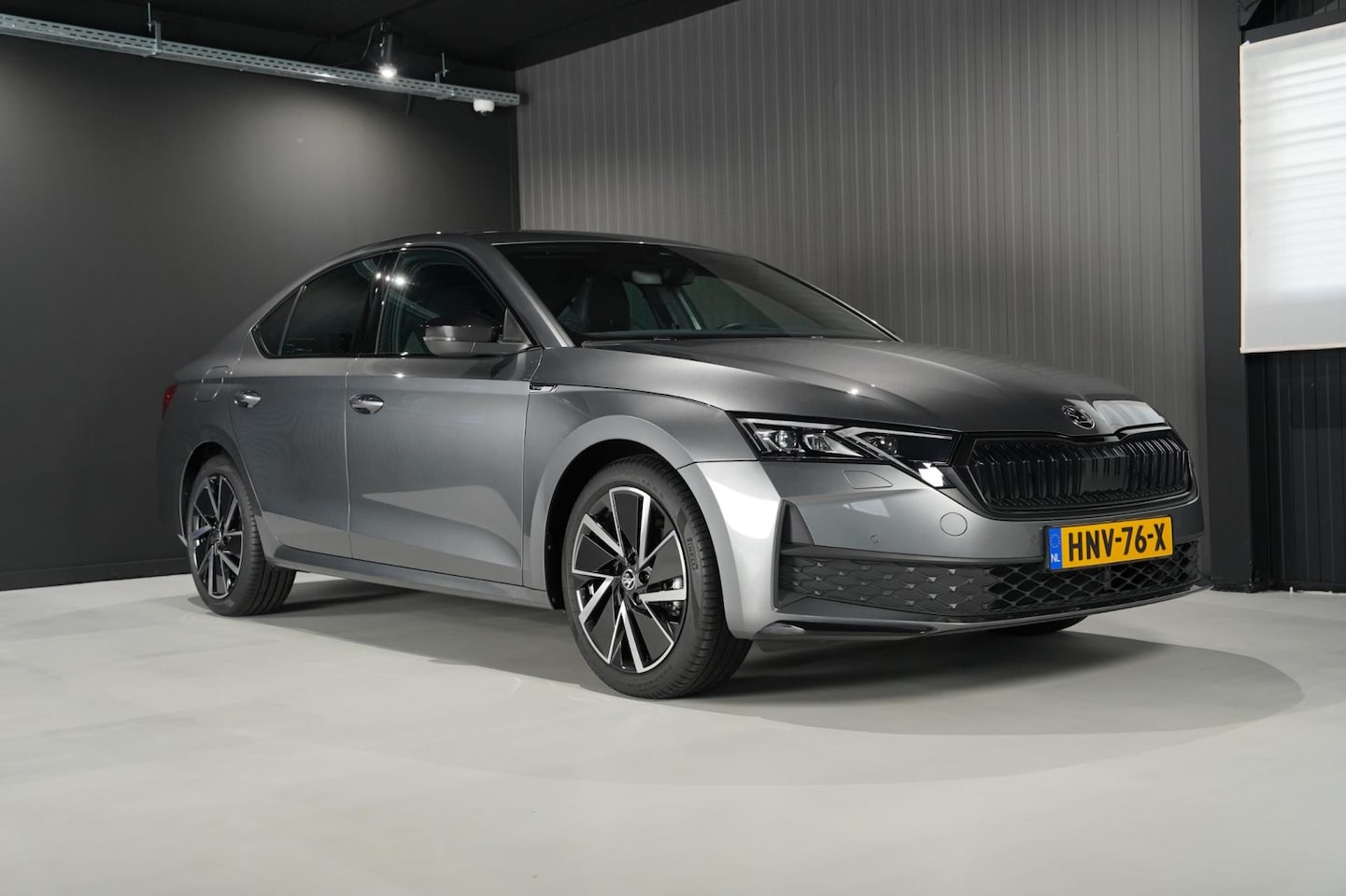 Skoda Octavia - 1.5 TSI MHEV Sportline Business 1.5 TSI MHEV Sportline Business - AutoWereld.nl
