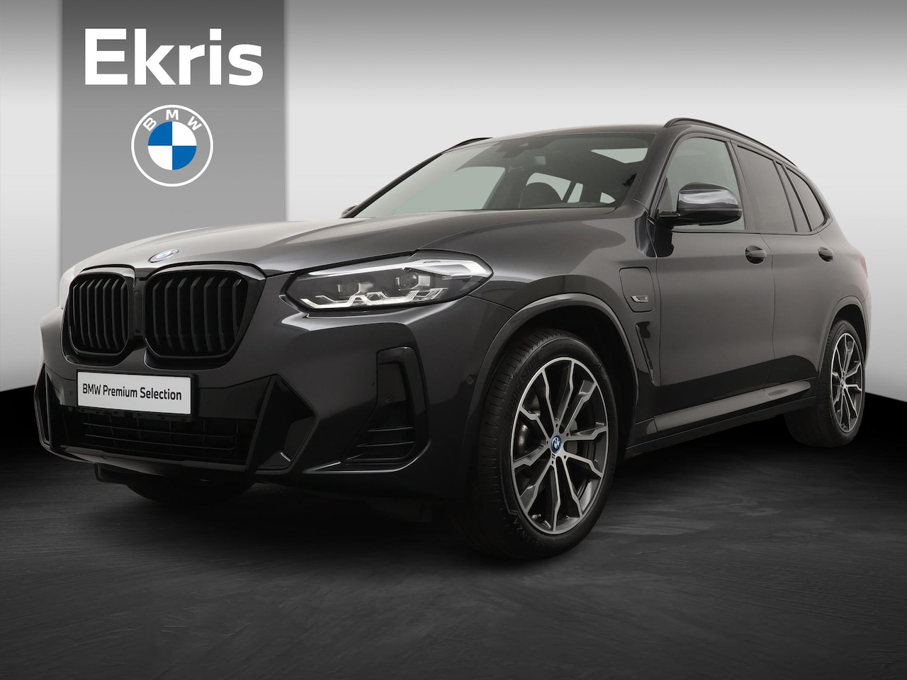 BMW X3 - xDrive30e | M Sportpakket | Trekhaak | 20 inch | Elektrische stoelen | HiFi | - AutoWereld.nl