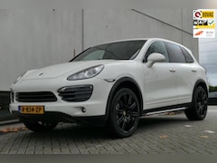 Porsche Cayenne - 4.8 S V8 400pk Panoramadak Luchtvering Bose Navi