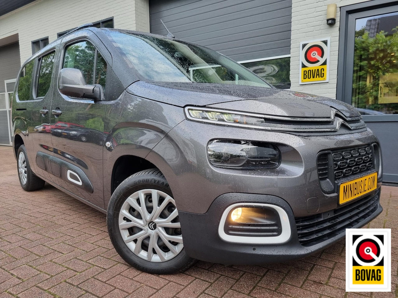Citroën Berlingo XL - 1.2 PureTech Automaat / NAVI / CAMERA / AIRCO ECC - AutoWereld.nl